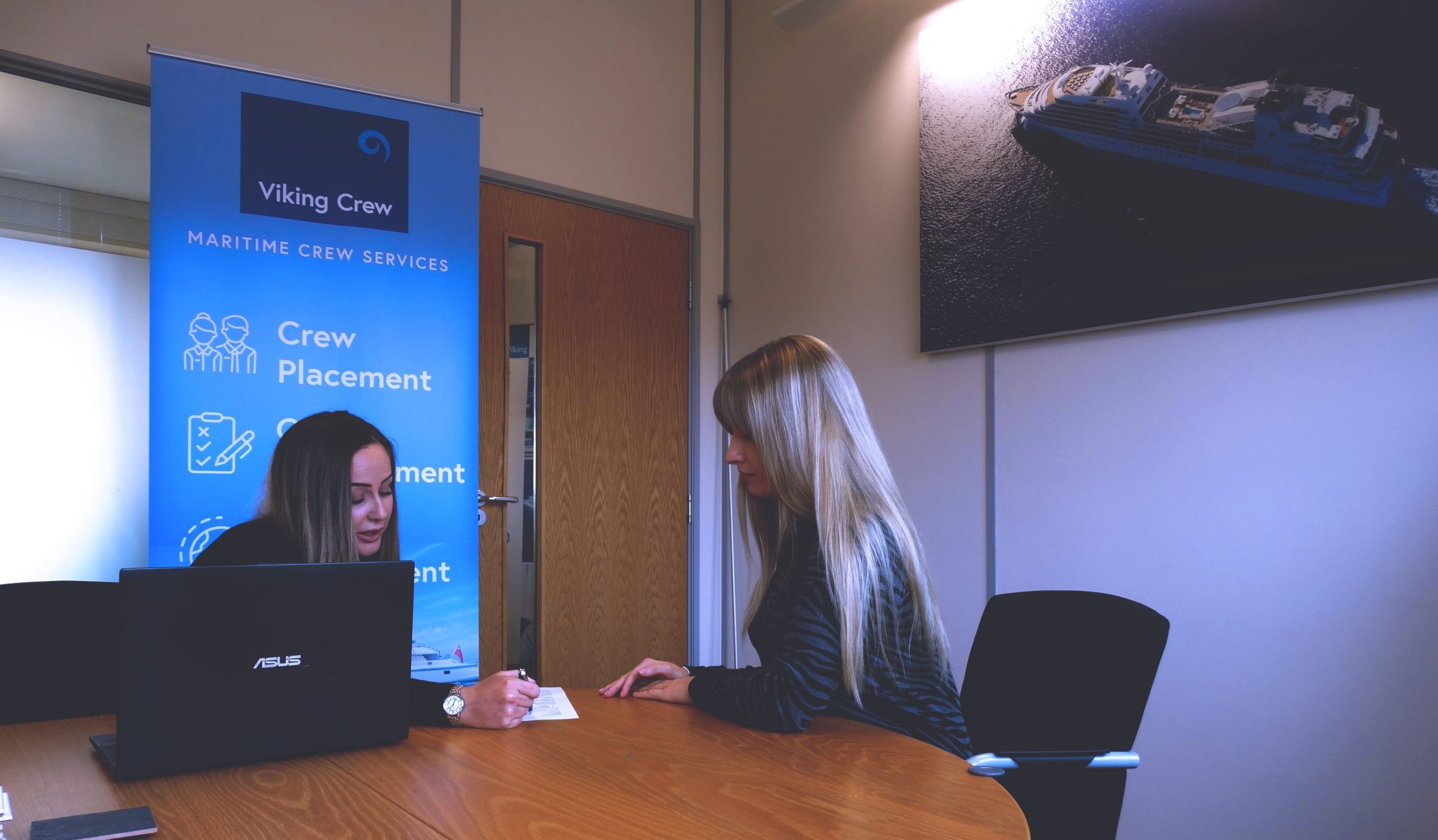 Best tips to apply for a job at sea